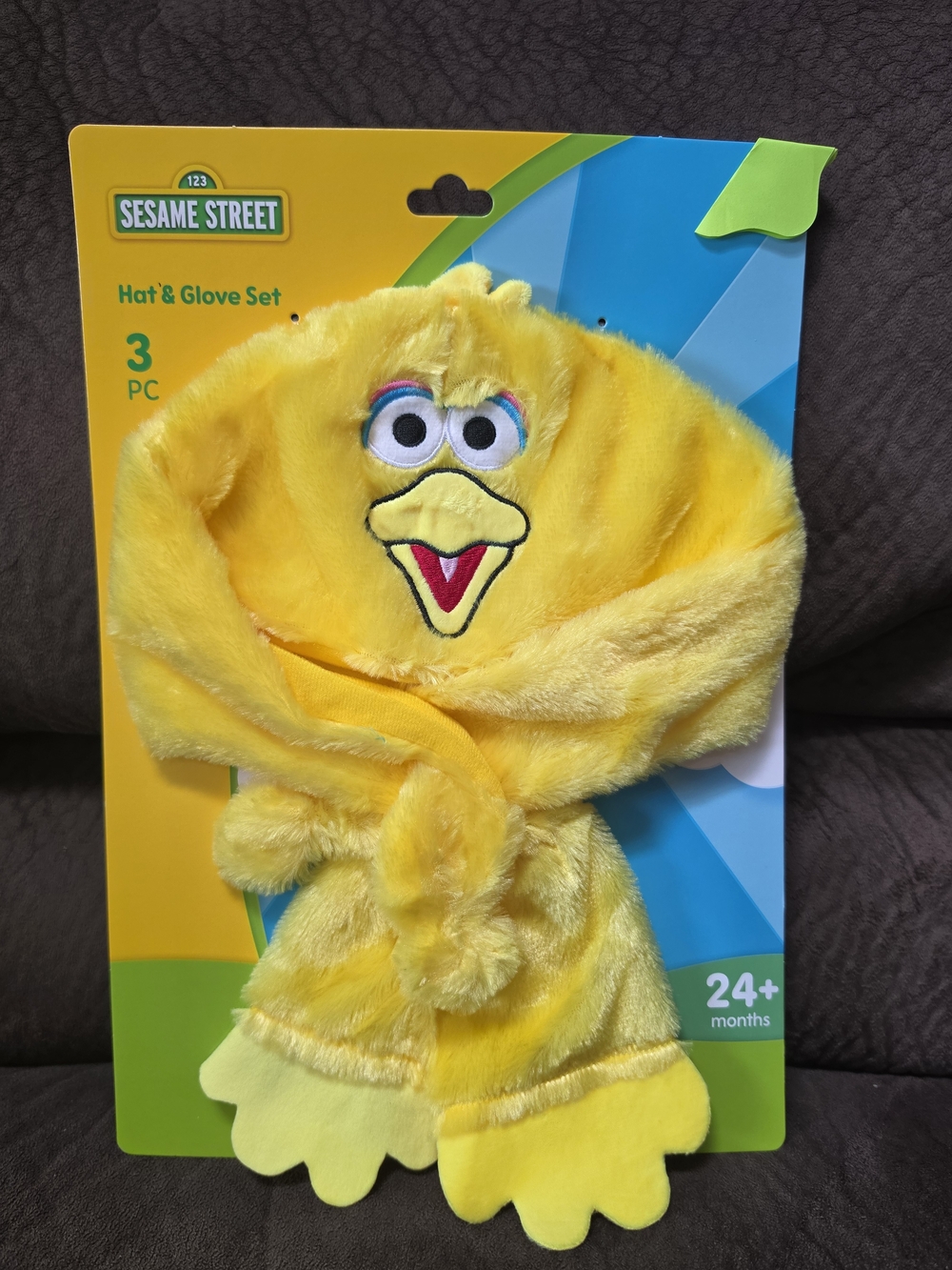 Sesame Street Big Bird Yellow Hat & Glove Set For HALLOWEEN OR DRESS UP